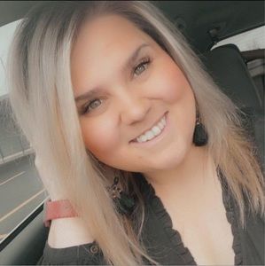 Meet your Posher, Breanna